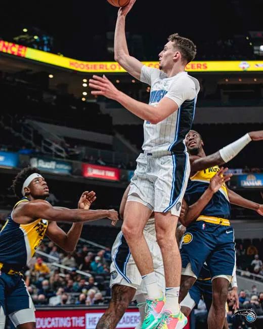 所展现出的 所展现出的